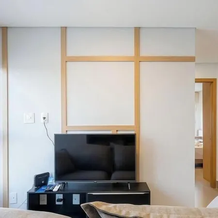 Apts in a Building With Pool and Gym - GRL