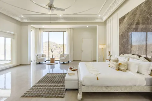 Kvanya Mansion by Viraalay - Luxe 5bhk Villa in Udaipur -  Ferienhäuser