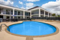Baymont by Wyndham Fayetteville - 2-Star