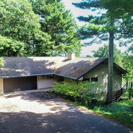Quality, Modern Home with Lake Superior & Madeline Island Views & Sauna