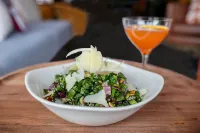 Moxy Banff - 朝食