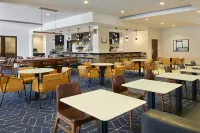 Courtyard by Marriott Culver City Los Angeles - parkir
