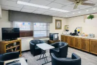 Sundowner Inn Forsyth I 94 - Wifi