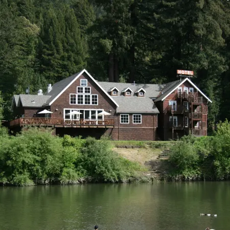 Highland Dell Lodge