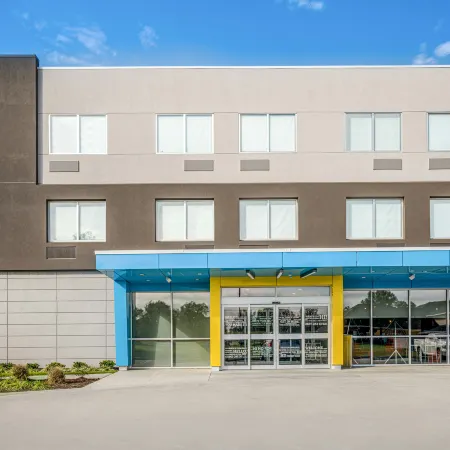 Tru by Hilton Greenville