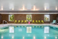 Home2 Suites by Hilton Albany Wolf Rd. - Swimmingpools