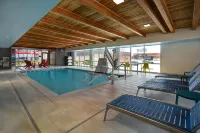 Home2 Suites by Hilton Wichita Downtown Delano - parking