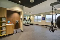 Tru by Hilton Winchester - Gym