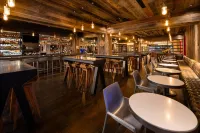 Radisson Blu Mall of America - bars