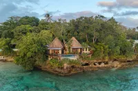 Savasi Island Resort - bar