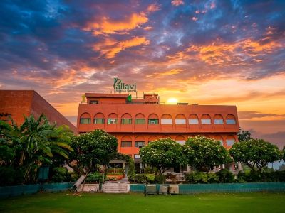 HOTEL PALLAVI GRAND