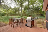 Modern Home w/ Yard + Deck, 1 Mi to Clemson U! - 3-Star