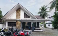 RedDoorz Near Gajah Mada Park Medan - Homestays