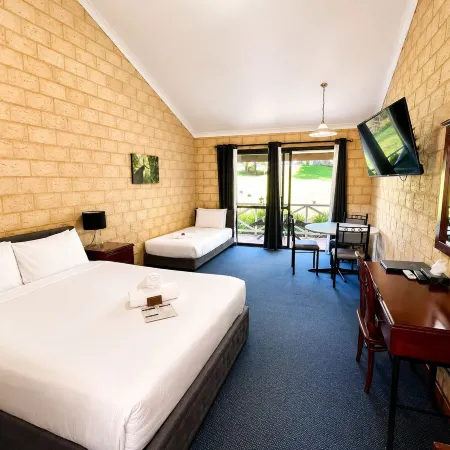 Karri Forest Motel
