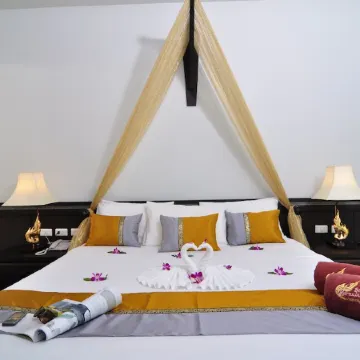 Baan Karonburi Resort