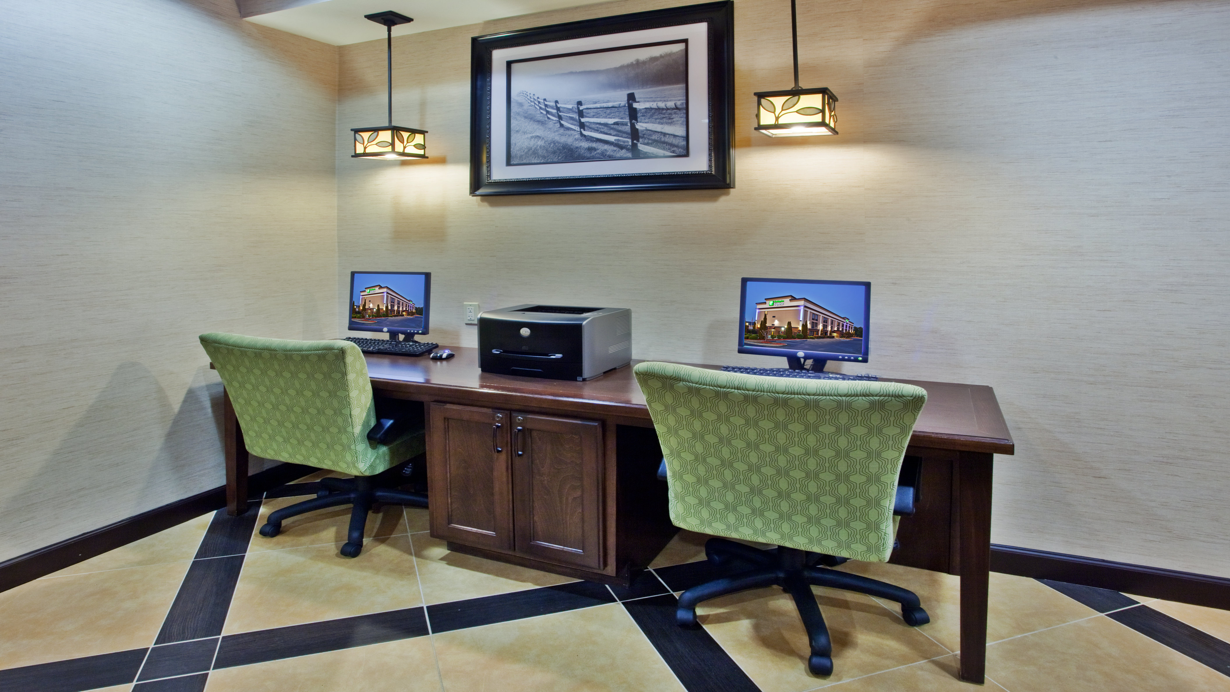 Holiday Inn Express Peachtree Corners-Norcross, an Ihg Hotel