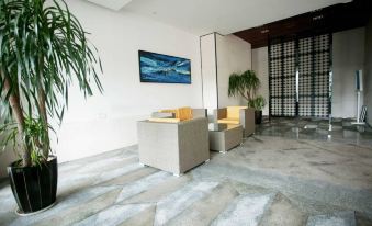 Beihai Beibu Gulf No.1 Haitang Haijing Holiday Apartment