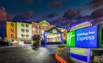 Holiday Inn Express Castro Valley