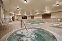 羅徹斯特維克托Homewood Suites by Hilton - 停車場