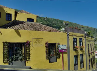 Holiday Home to the Street with Big Kitchen Hotels near tenerife
