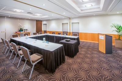 会議室 クラウンプラザ パースの写真