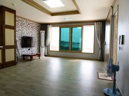 Gangwon Goseung Sunhill House Отели в г. Косон