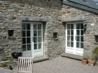 Alltybrain Farm Cottages and B&B Hotels in Maescar