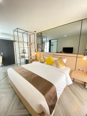 The Gold Living Life Hotels in Thung Song