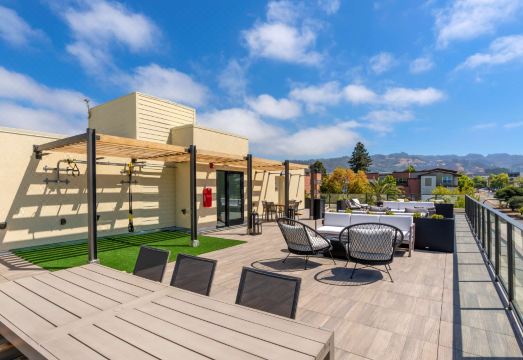 에이든 바이 베스트웨스턴 @ 버클리 루프탑 테라스 이미지