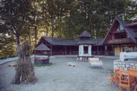 Cabana Trei Brazi Hotel a Simon