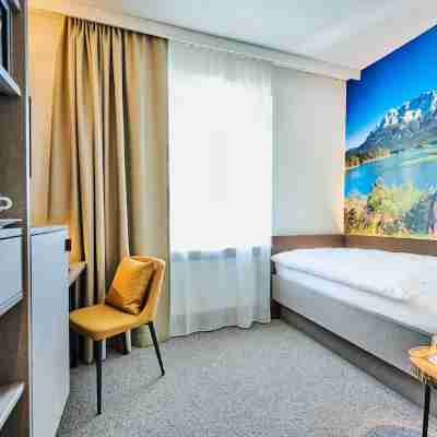 Hotel Zur Post Altotting Rooms