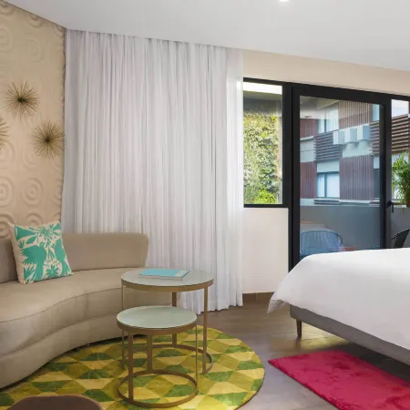 The Fives Downtown Hotel & Residences, Curio Collection by Hilton
