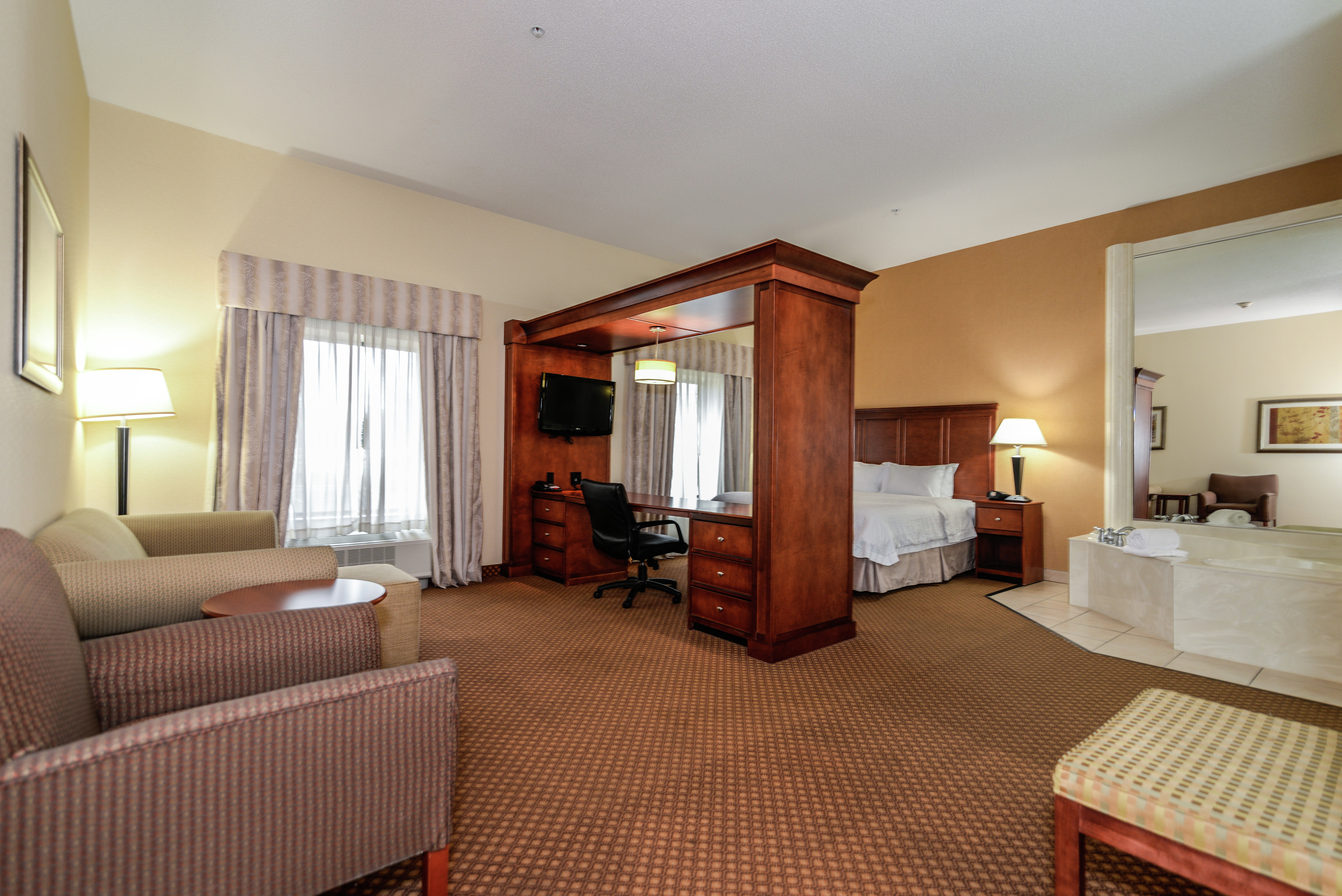 Hampton Inn & Suites Detroit/Chesterfield