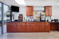 Super 8 by Wyndham Melbourne - sarapan