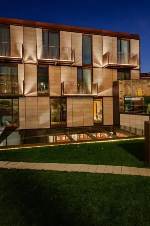 Wine & Books Lisboa Hotel Отели рядом с достопримечательностью «Ajuda Botanical Garden»