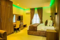 Pinnatech Suites