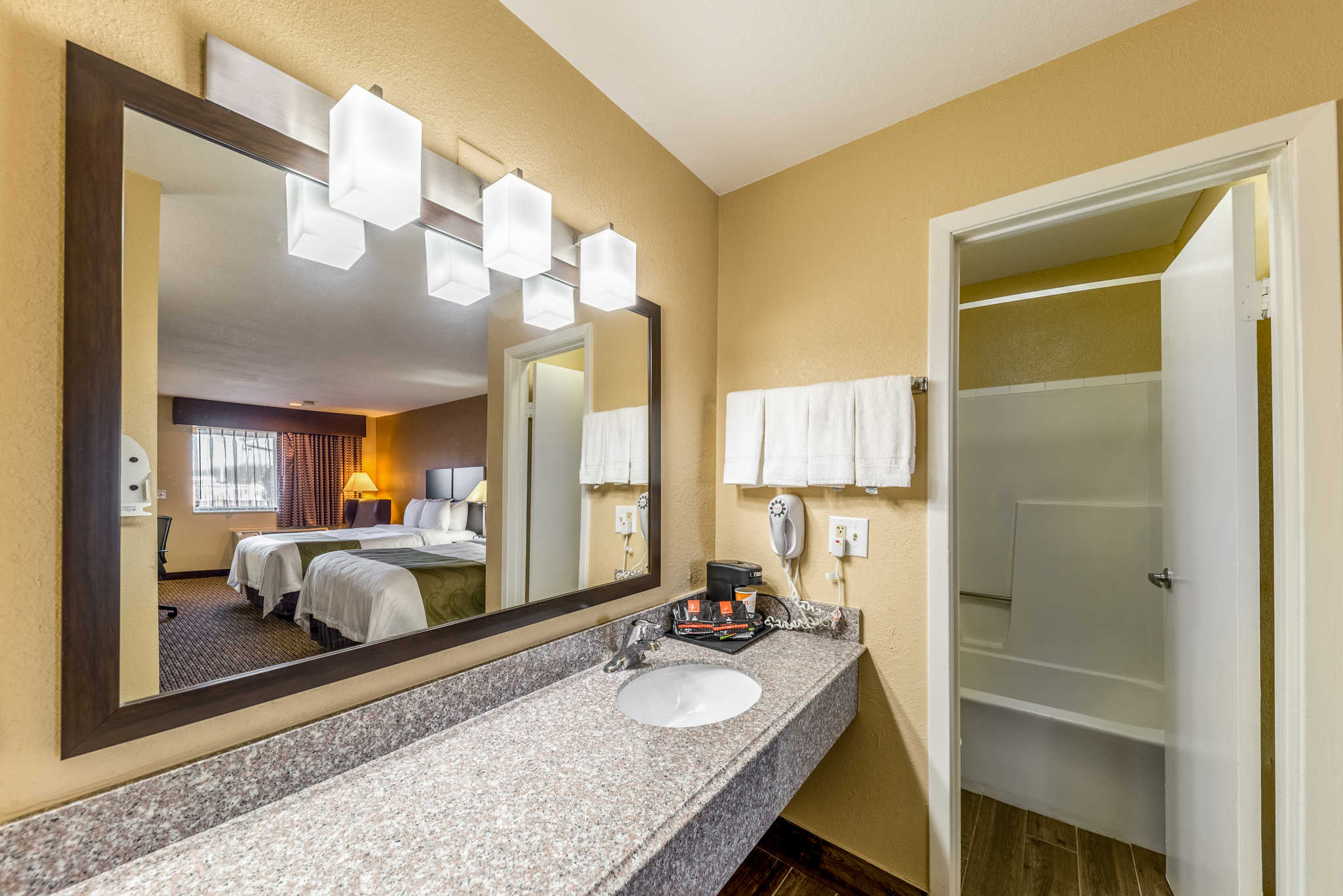 Quality Inn Glenpool - Tulsa