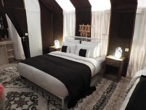 Sleeping in a Luxury Tent in Merzouga Desert ! - Mountain view
