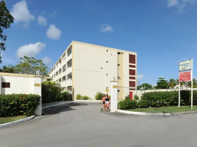 Ground Floor Apartment Located in Hometown, 5 Min Walk to the Beach Hotels near Bathsheba Beach