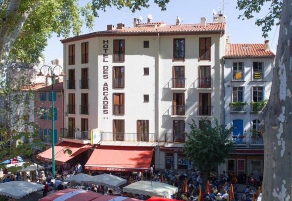 hotel overview picture