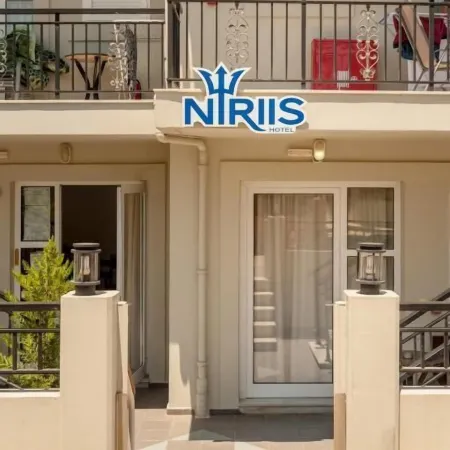 Niriis Hotel