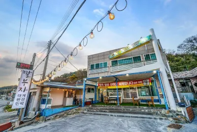 딸부자대게 펜션 영덕 풍력발전단지 주변 호텔