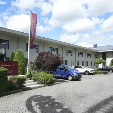 Bastion Hotel Schiphol Hoofddorp Отели в г. Хофддорп
