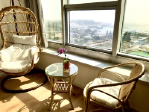 銘宿全海景民宿（青島火車站棧橋店）