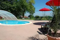 Bed and Breakfast le Château de Morey Hotels in Belleau