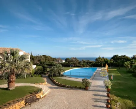 Luzmar Villas Hotels in Luz
