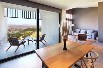 Executive Suite with Mountain View