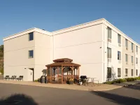 Sleep Inn & Suites Cross Lanes - South Charleston Hotels in Nitro
