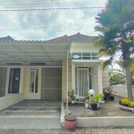Villa Emerald H1 by N2K