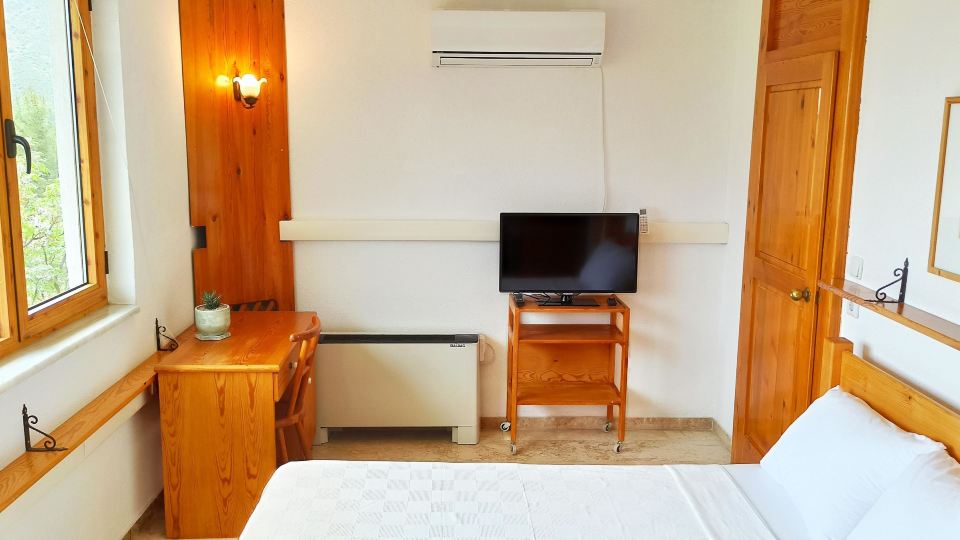 Swiss Eviniz Hotel